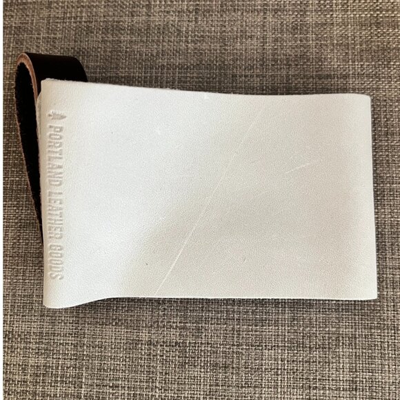 Portland Leather mug holder in BELUGA - Picture 2 of 2